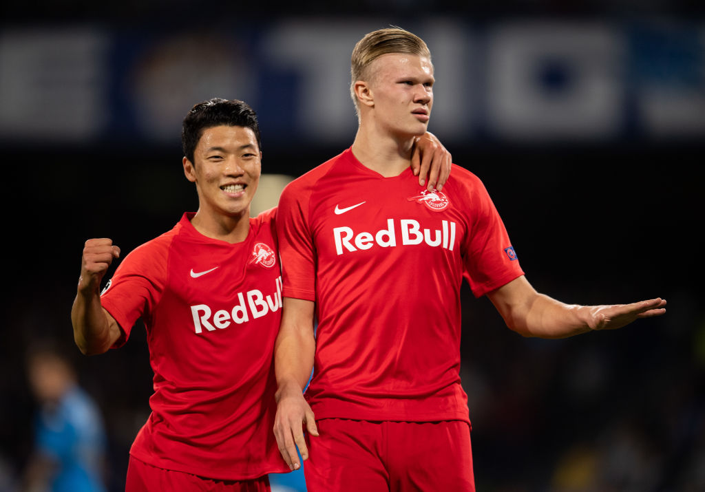 Liverpool target Erling Håland wants to play in the Premier League according to his father. 