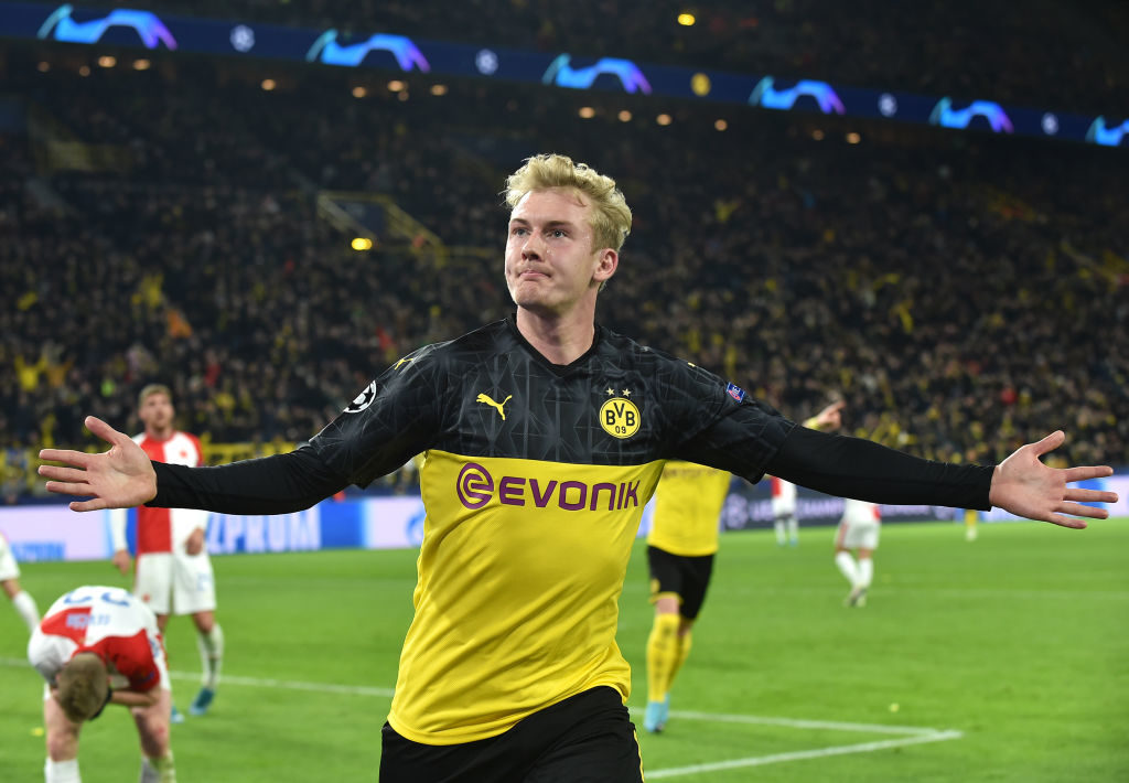 Julian Brandt scores for Dortmund.