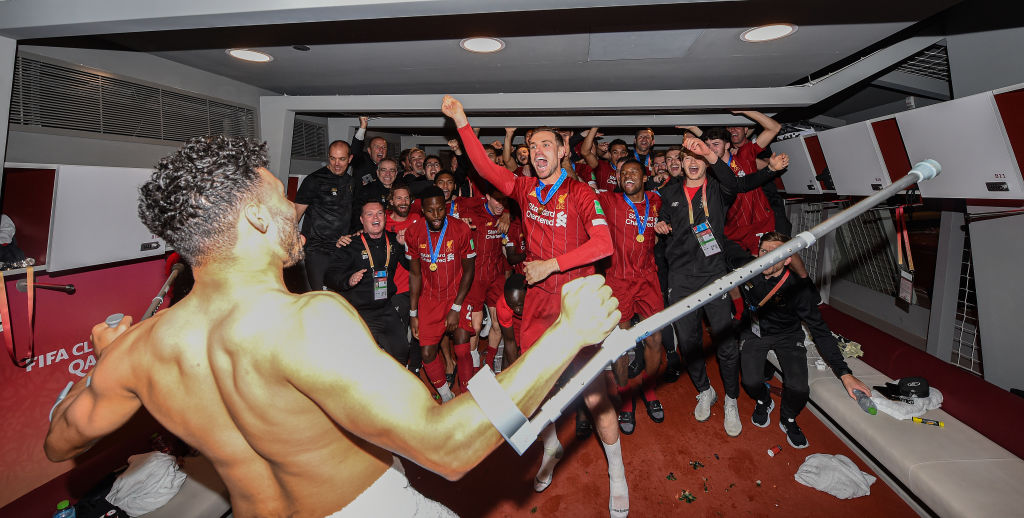 The Alex Oxlade-Chamberlain injury is set to keep the midfielder out for the year.