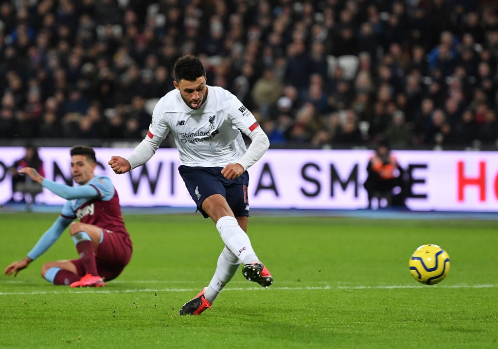 Oxlade-Chamberlain scores his goal against West Ham.