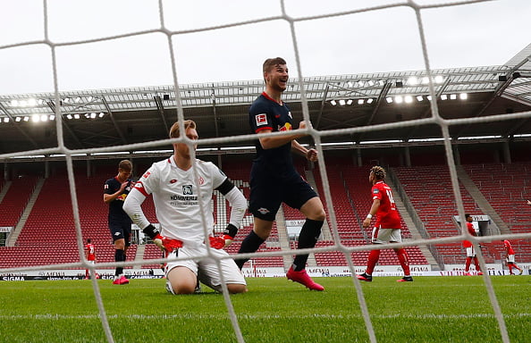 Timo Werner celebrates after scoring against Mainz.