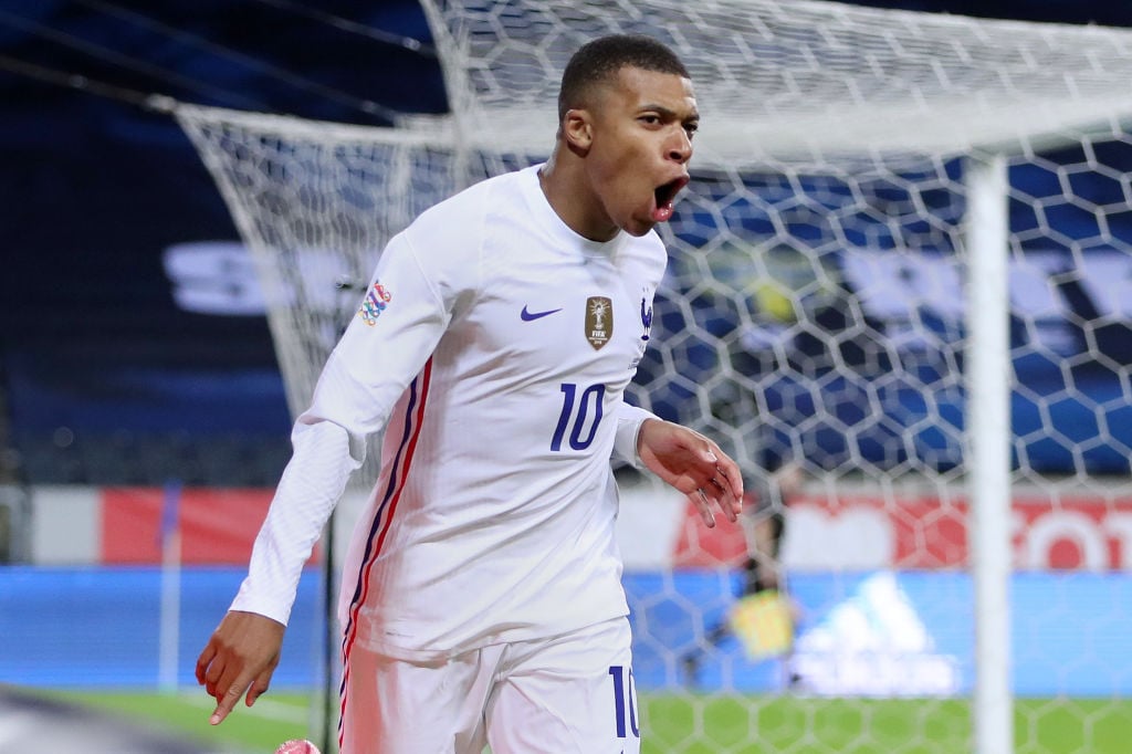 L'Equipe has claimed that Liverpool could sign Kylian Mbappe for just £91m.