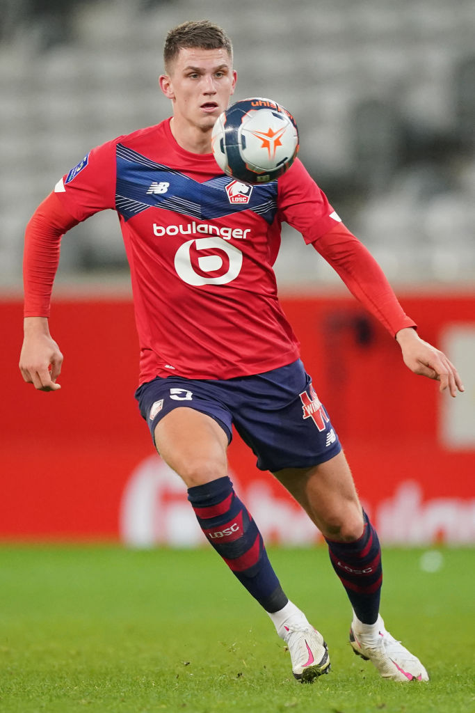 James Pearce has said he'd be 'very surprised' if Liverpool don't sign a centre back before the deadline