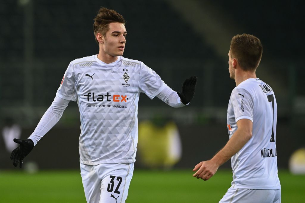FBL-GER-BUNDESLIGA-MOENCHENGLADBACH-COLOGNE