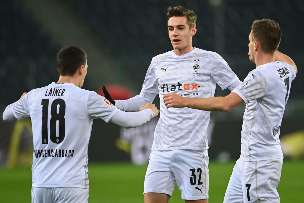 FBL-GER-BUNDESLIGA-MOENCHENGLADBACH-COLOGNE