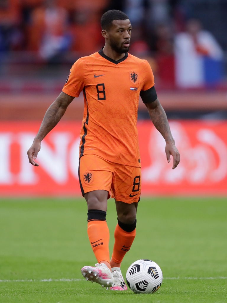 Barcelona have offered Gini Wijnaldum a three year contract.