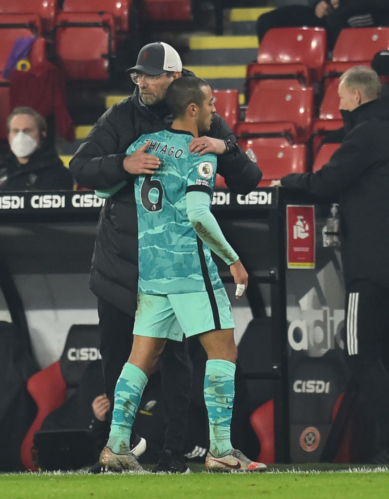 Paul Scholes has claimed Thiago would be better suited to Man United.