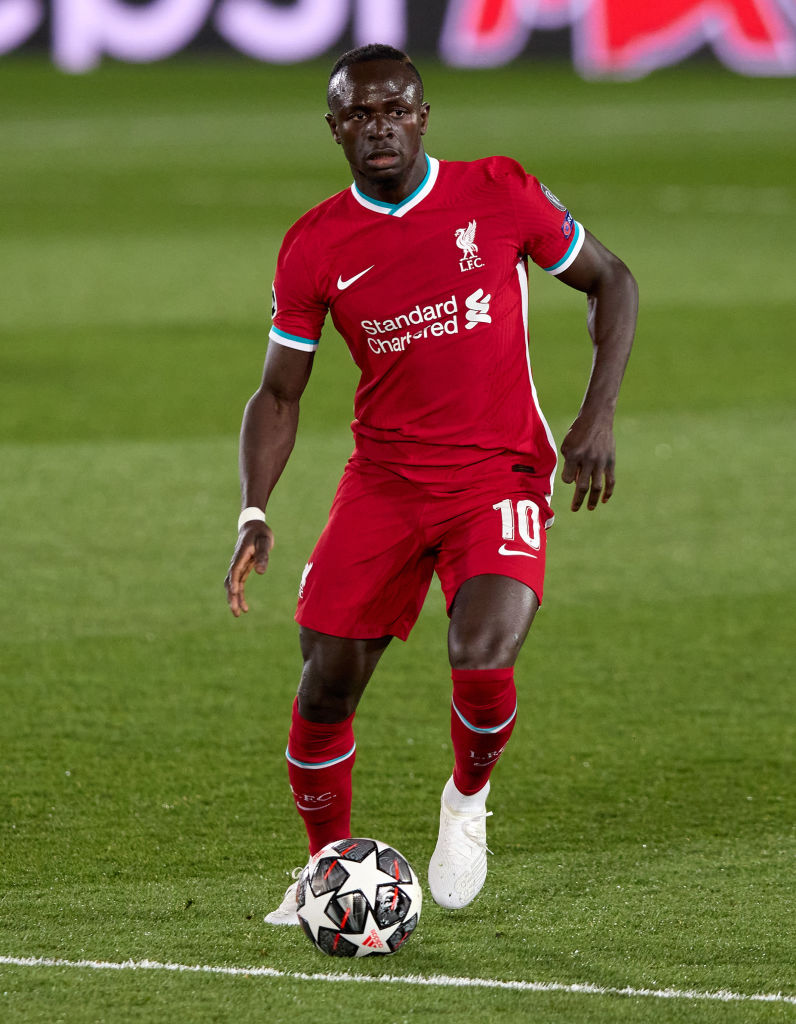 Stephen Warnock has called for Sadio Mane to be dropped by Jürgen Klopp