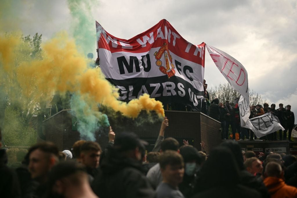Here is the latest on the Liverpool v Manchester United kick off time