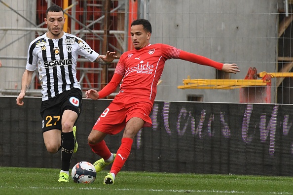 FBL-FRA-LIGUE1-ANGERS-NIMES