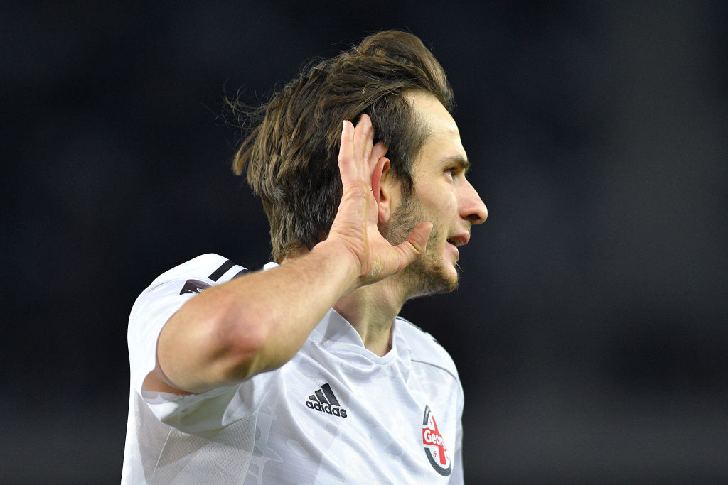 Khvicha Kvaratskhelia wants a move to Liverpool.