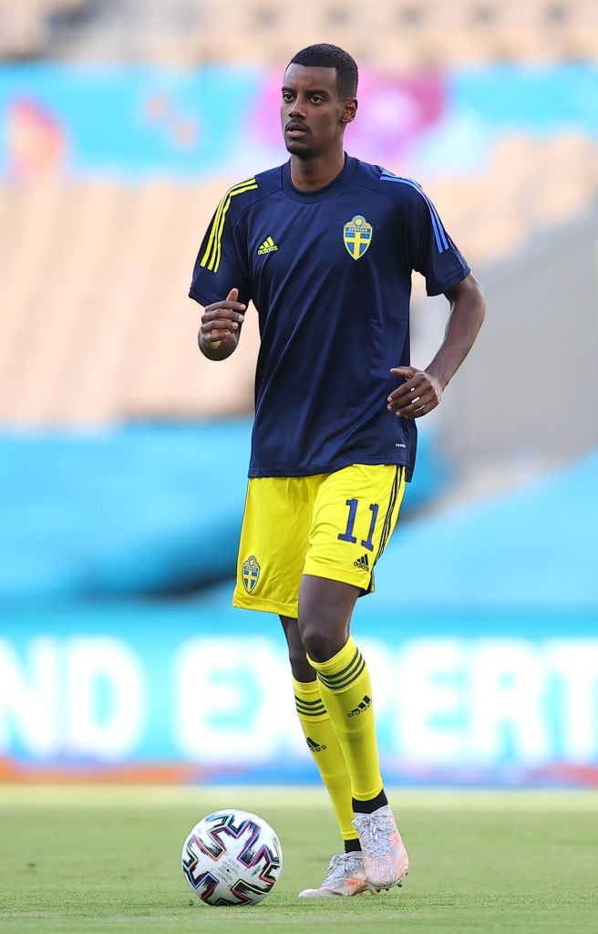 Liverpool fans want Alexander Isak signed after he impressed against Spain