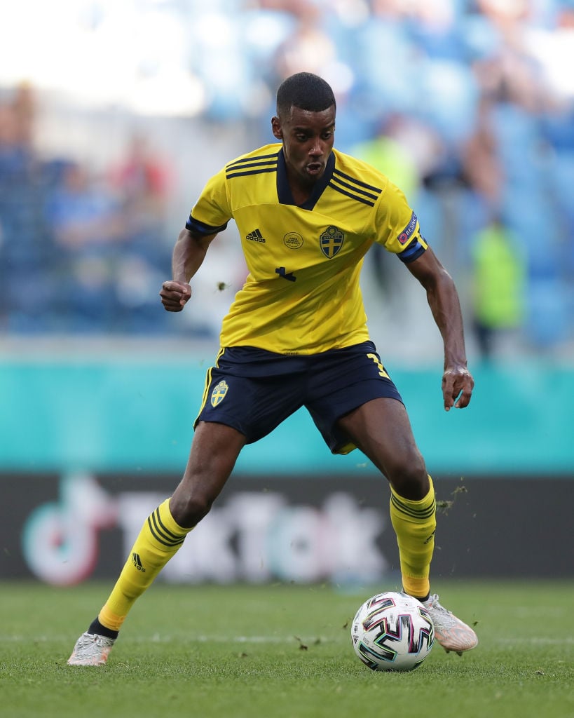 Liverpool need to act fast to sign Alexander Isak