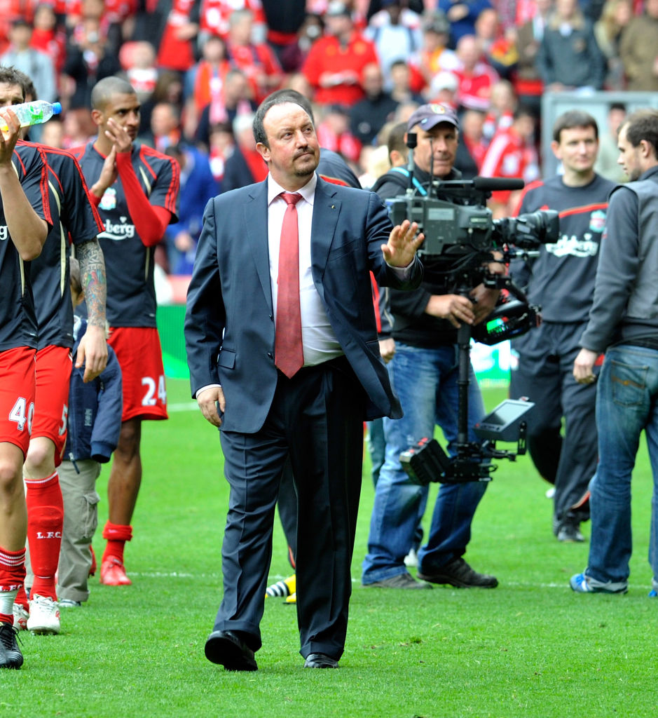 Rafa Benitez has been linked with the Everton job and Twitter has lapped up the rumour