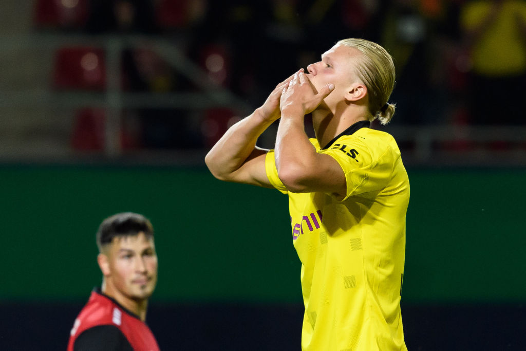 Erling Haaland wants a Premier League move next summer