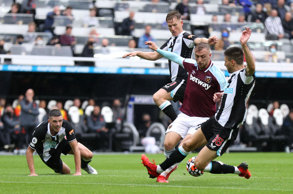 Newcastle United v West Ham United - Premier League