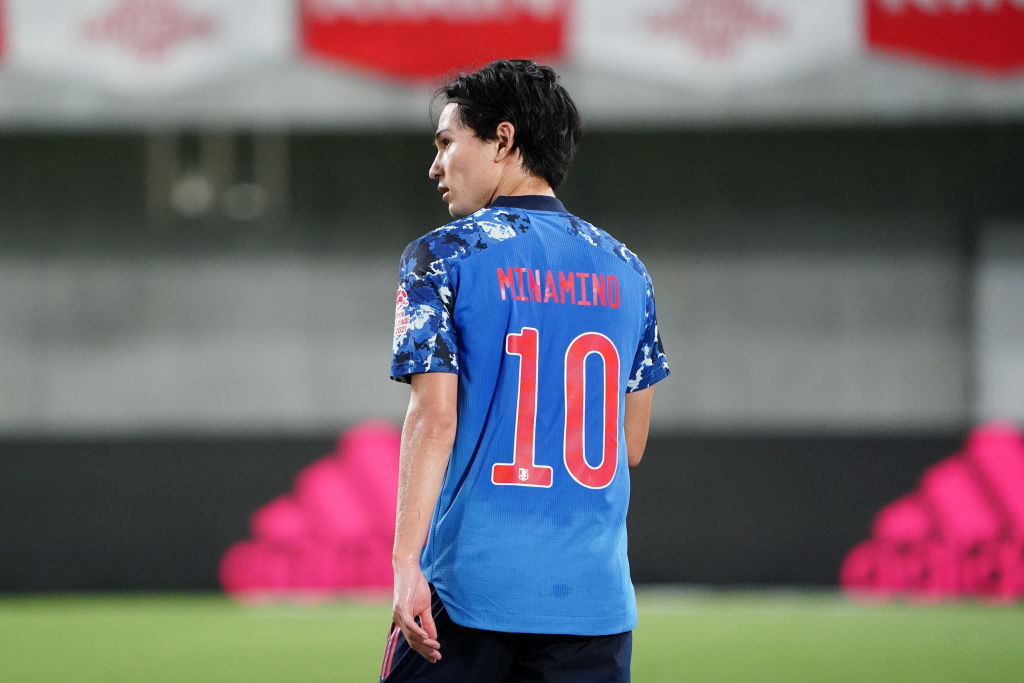 Takumi Minamino has picked up an injury while away with Japan