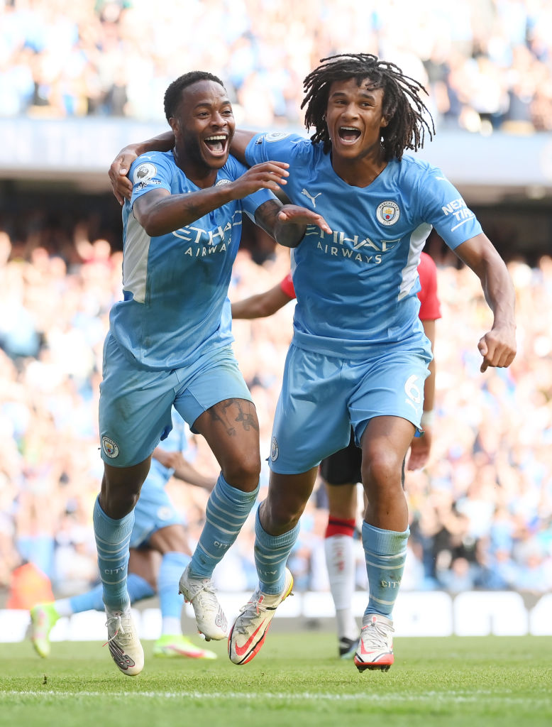 Rio Ferdinand has urged Liverpool to move for Raheem Sterling