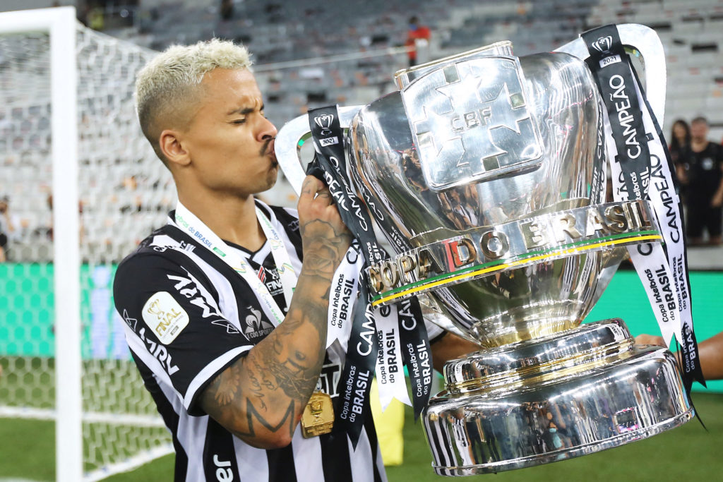 FBL-BRA-PARANAENSE-MINEIRO