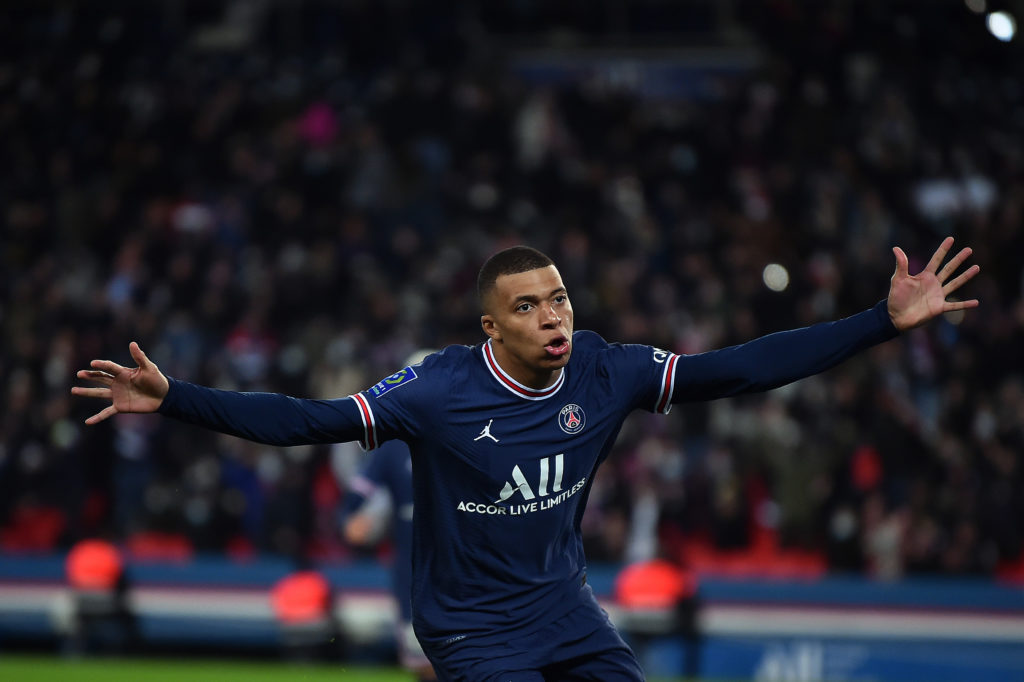 Paris Saint Germain v AS Saint-Etienne - Ligue 1 Uber Eats