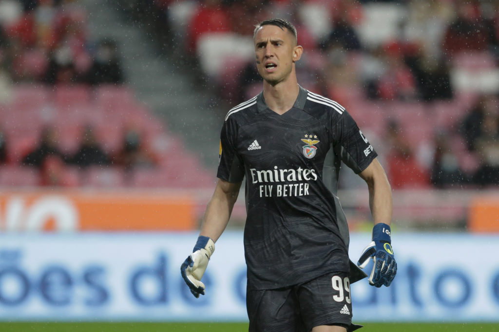 SL Benfica v GD Estoril Praia - Liga Portugal Bwin