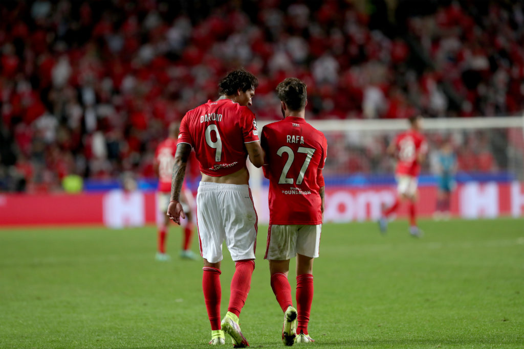 SL Benfica v Barcelona FC: Group E - UEFA Champions League