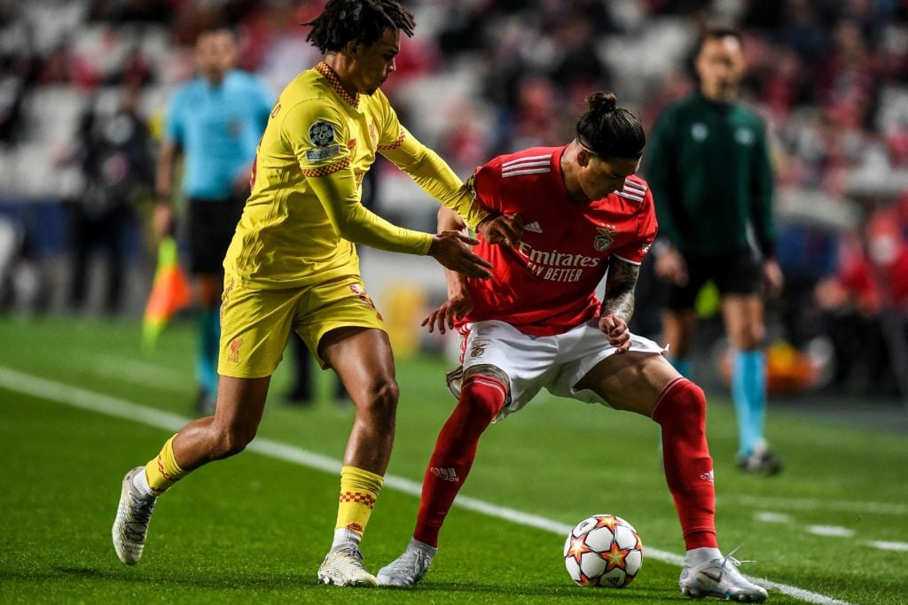 FBL-EUR-C1-BENFICA-LIVERPOOL