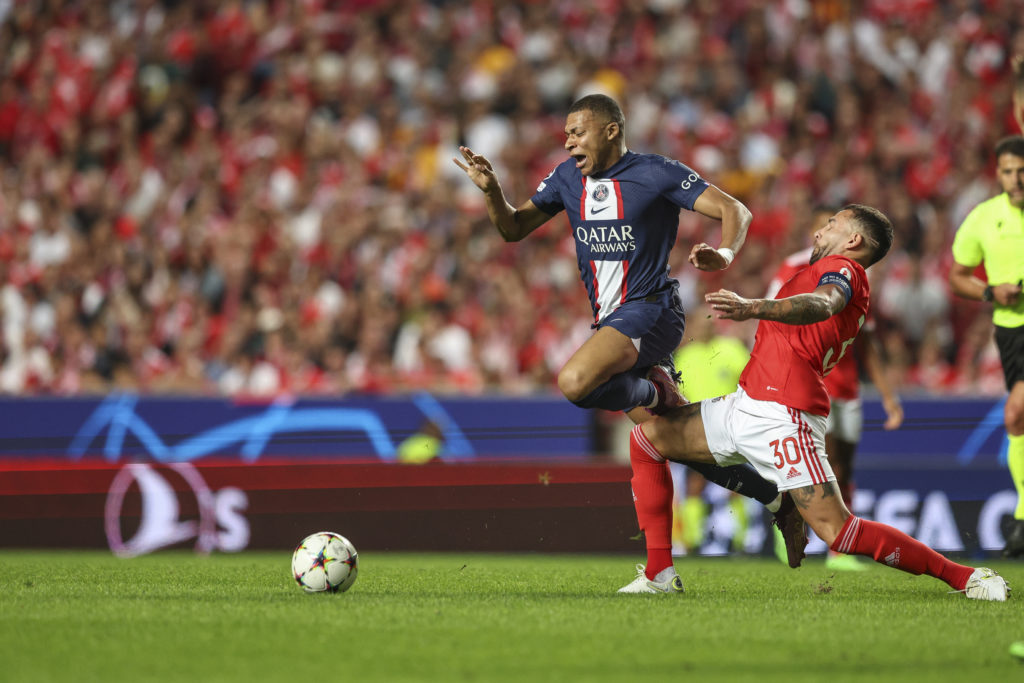 SL Benfica v Paris Saint-Germain: Group H - UEFA Champions League