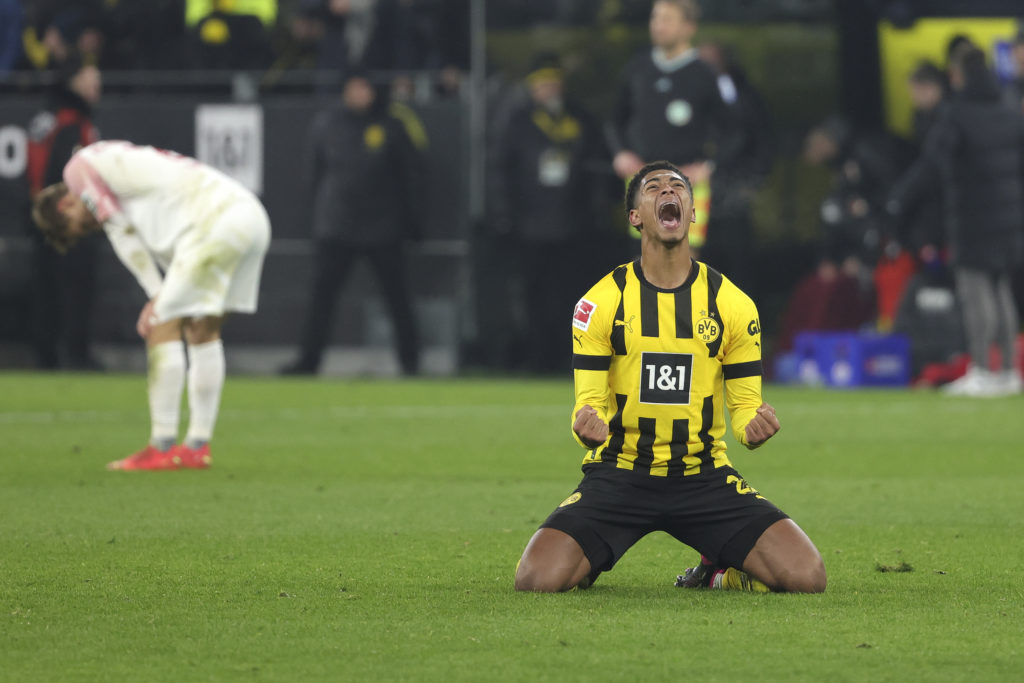 Borussia Dortmund v FC Augsburg - Bundesliga