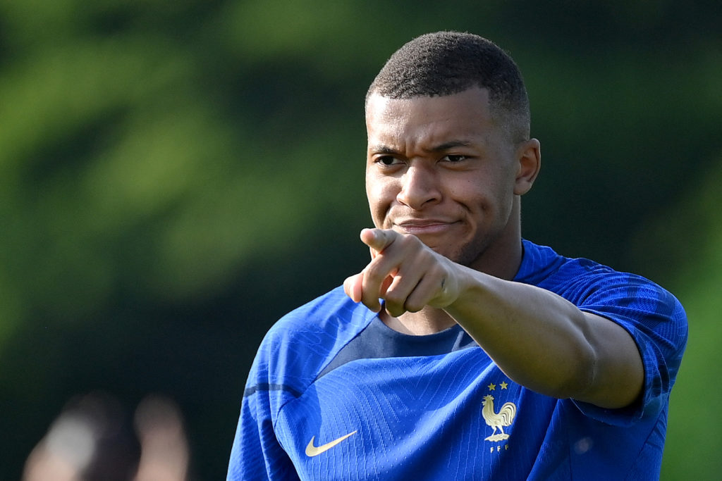FBL-FRA-EURO-2024-QUALIFIER-TRAINING