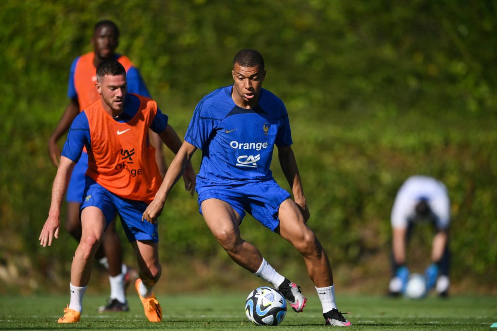 FBL-EURO-2024-QUALIFIER-FRA-TRAINING