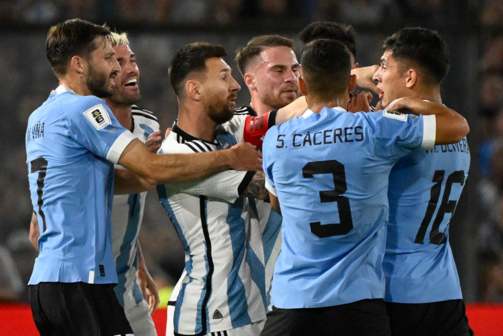 FBL-WC-2026-SAMERICA-QUALIFIERS-ARG-URU