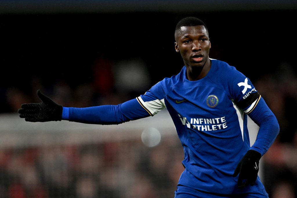Moises Caicedo playing for Chelsea