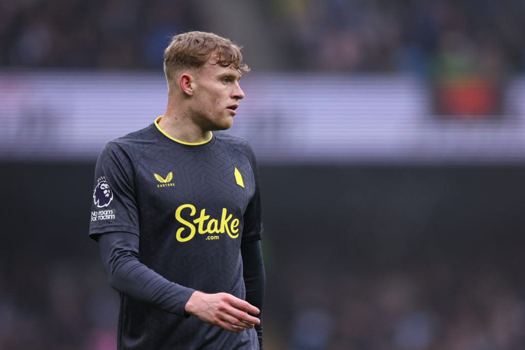 Jarrad Branthwaite pictured playing for Everton in a Premier League game.