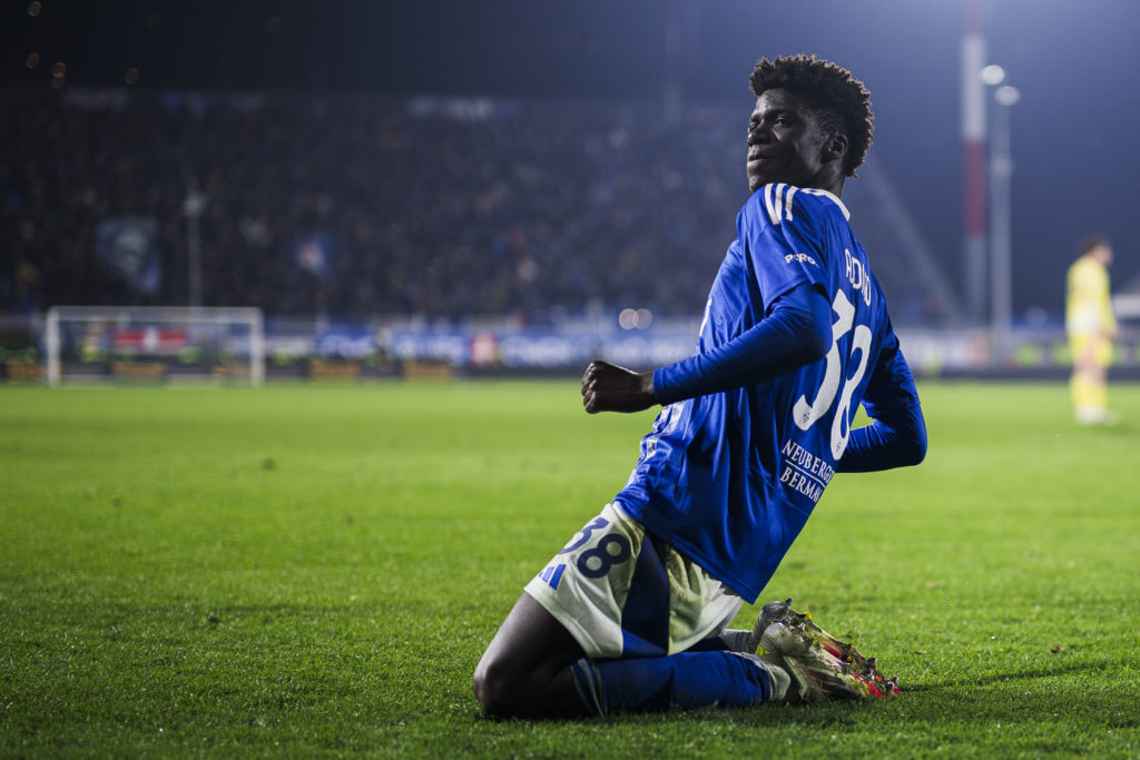 Assane Diao of Como 1907 celebrates after scoring a goal