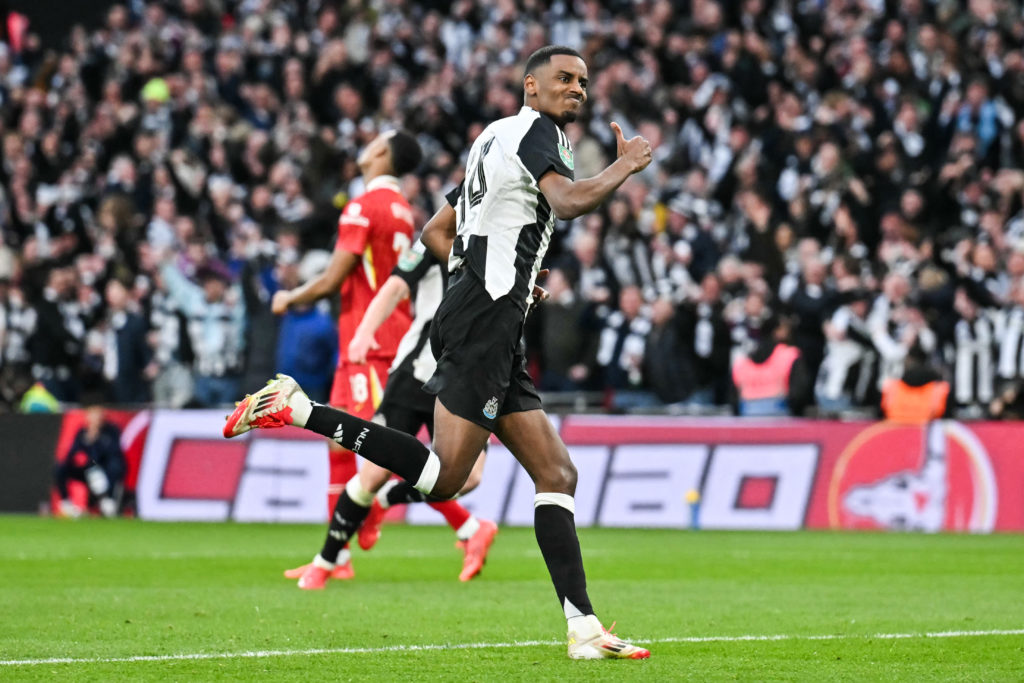 Alexander Isak celebrates scoring for Newcastle United during the 2025 Carabao Cup final against Liverpool at Wembley Stadium.