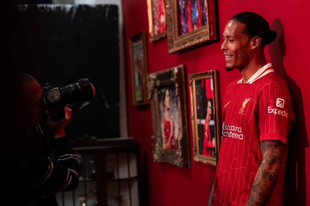 Virgil Van Dijk Signs A New Contract At Liverpool
