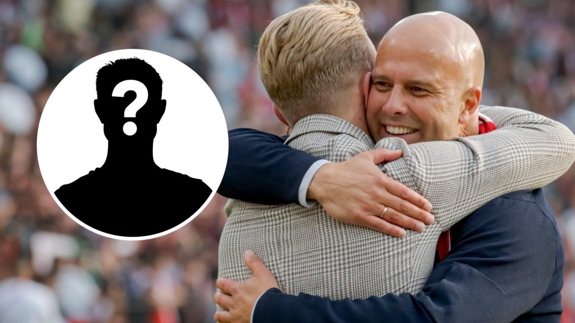 Arne Slot and Dirk Kuyt embrace after Feyenoord win the Eredivisie.