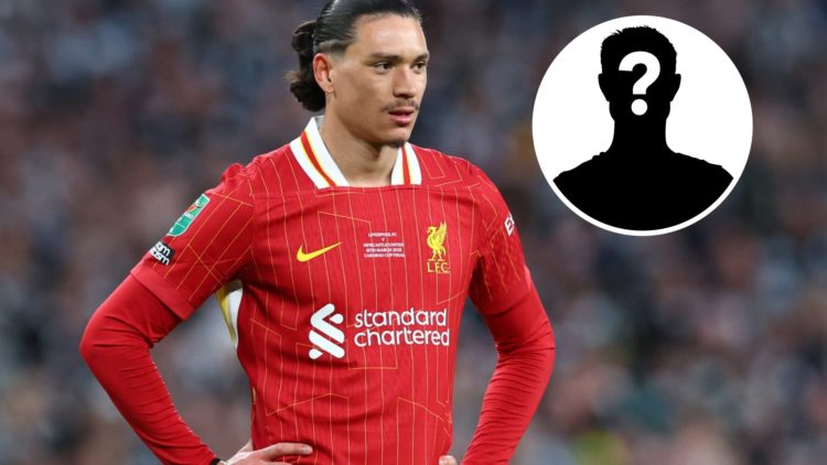 Darwin Nunez stands with his hands on his hips during the 2025 Carabao Cup final
