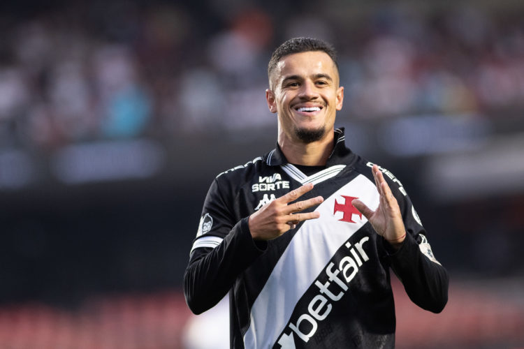 Photo by Riquelve Santos/Sports Press Photo/Getty Images