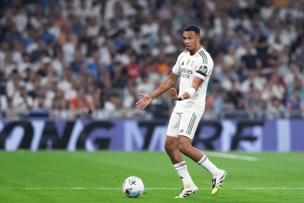 Trent Alexander Arnold of Real Madrid controls the ball during the La Liga 2025/26 match between Real Madrid and Osasuna at Santiago Bernabeu Stadium