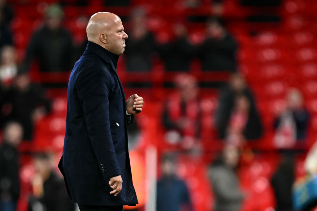 Arne Slot managing Liverpool