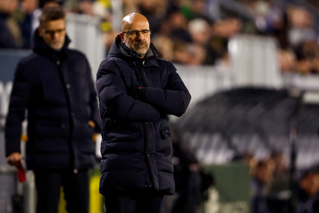 Head Coach Peter Bosz of PSV Eindhoven looks on during the Dutch Eredivisie match between NAC Breda and PSV Eindhoven at Rat Verlegh Stadion