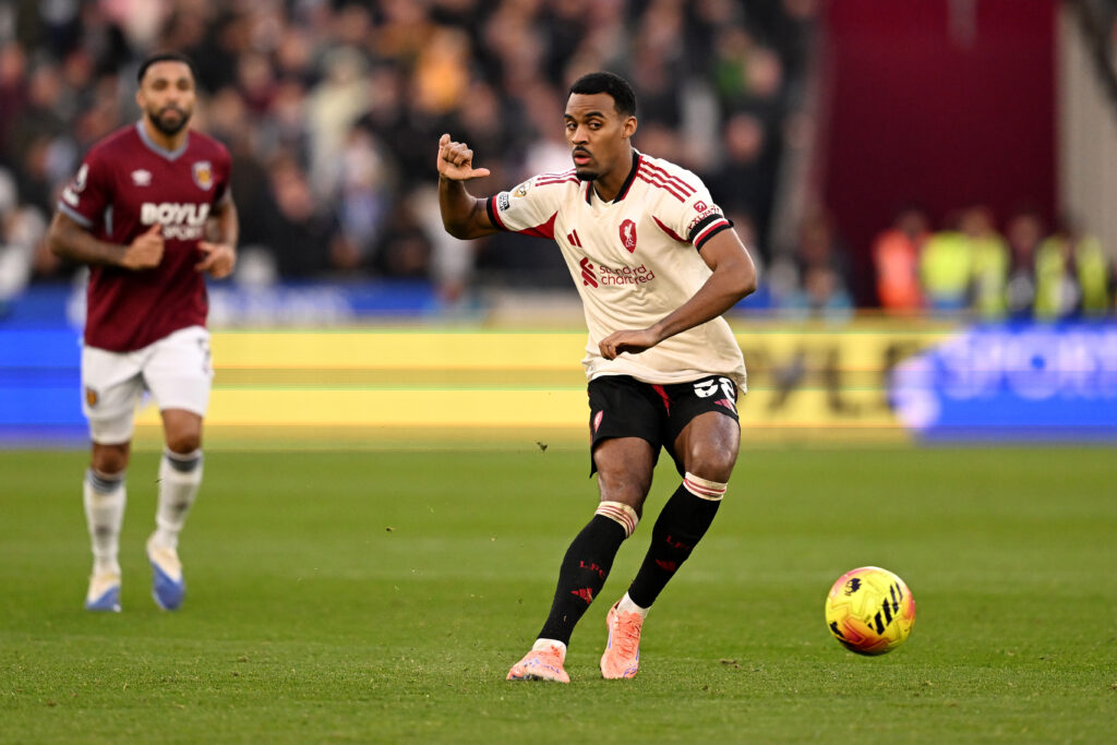 Ryan Gravenberch of Liverpool passes the ball during the Premier League match between West Ham United and Liverpool at London Stadium