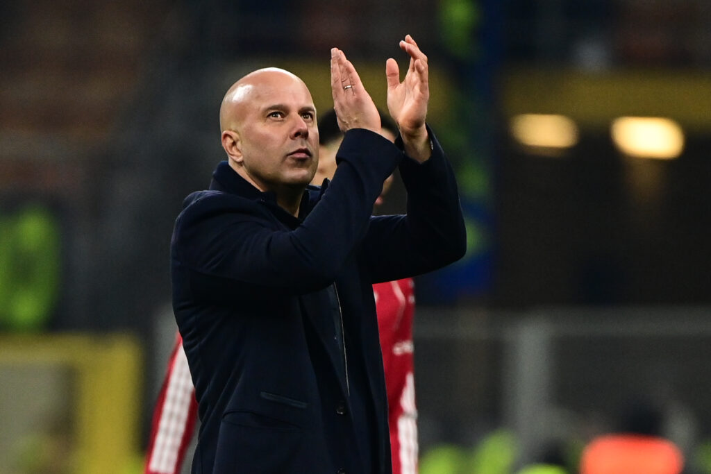 Arne Slot, head coach of Liverpool cheers fans at the end of the UEFA Champions League football match Inter Milan vs Liverpool at San Siro