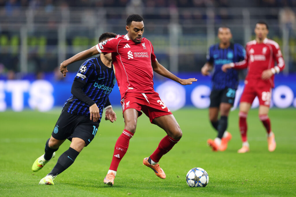 Ryan Gravenberch passes the ball during Liverpool's UEFA Champions League match against Inter Milan at San Siro