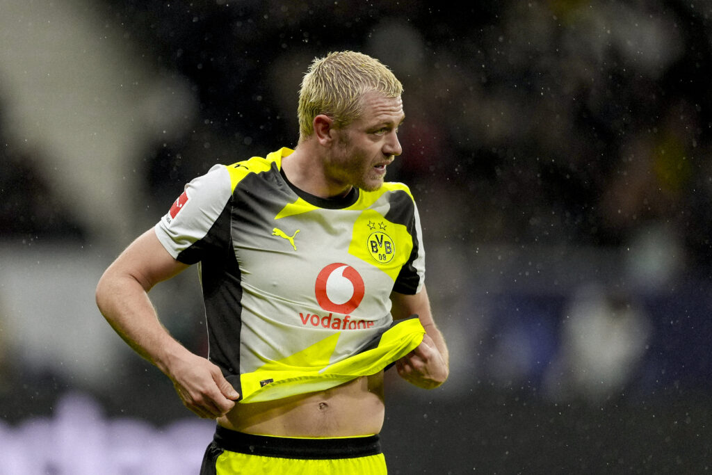 Julian Ryerson playing for Borussia Dortmund
