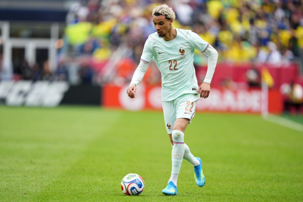 Hugo Ekitike on the ball for France during their friendly against Brazil