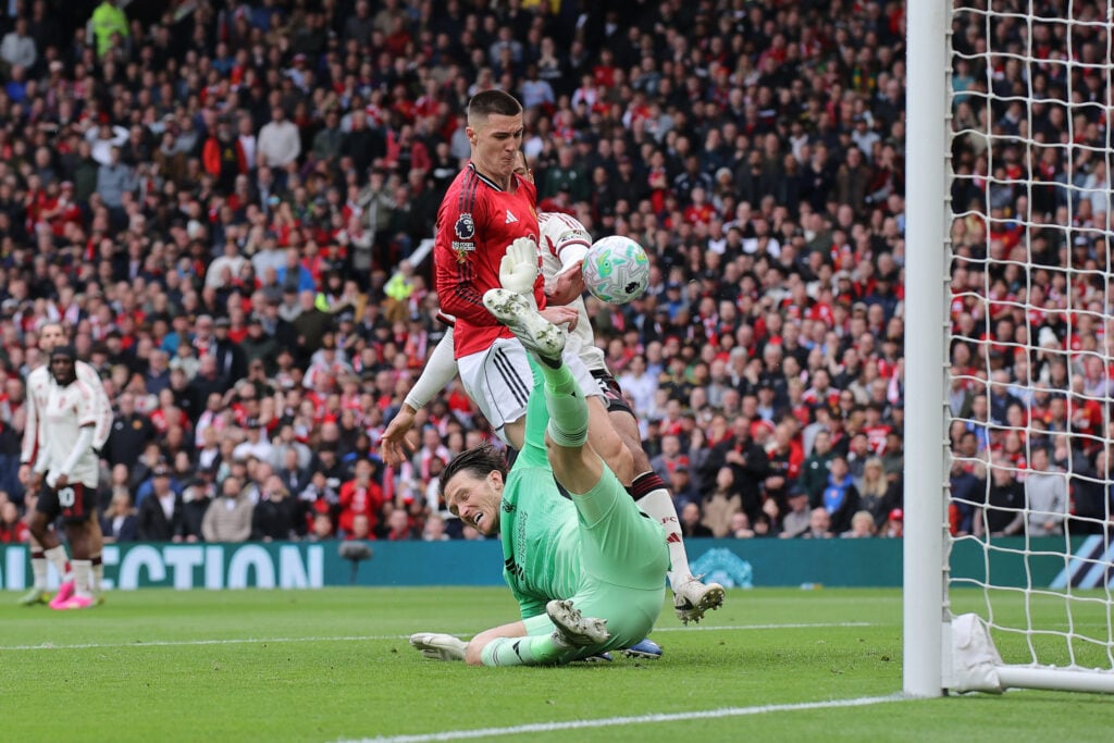 Manchester United v Liverpool - Premier League