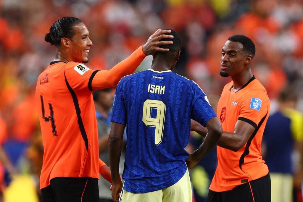 Virgil van Dijk, Alexander Isak and Ryan Gravenberch of Liverpool chat after the Netherlands face Sweden in the FIFA World Cup group stage in Houston